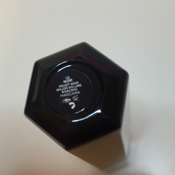 Mascara Bundle:Marc Jacobs, Hourglass, Tart - Picture 3 of 8